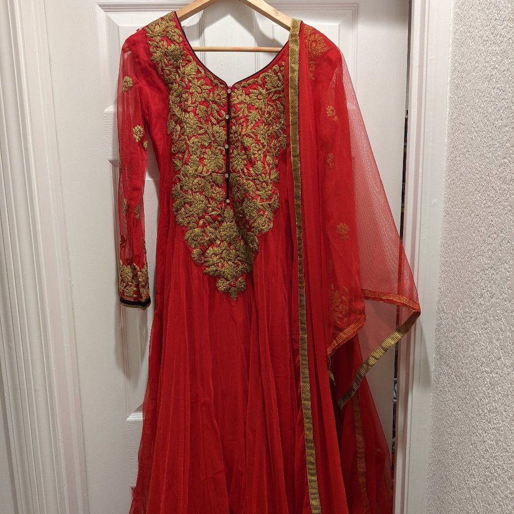 Embroidered 3 piece anarkali set